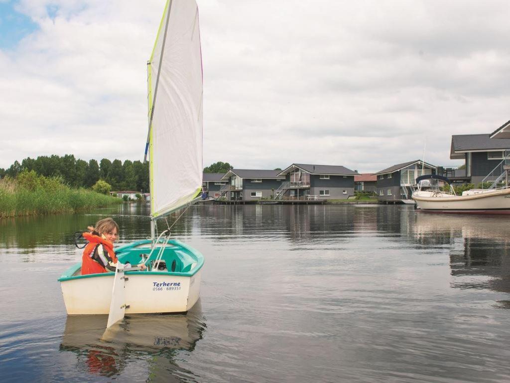 Landal Waterpark Sneekermeer Hotell Terherne Exteriör bild